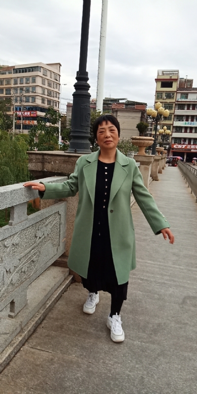 小玲的第一张照片--湖南中老年相亲网