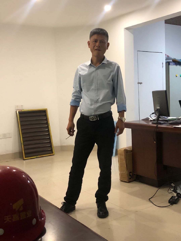 郁闷之中的第一张照片--湖南中老年相亲网