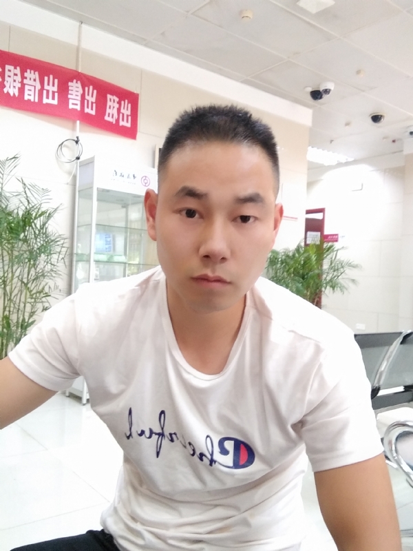 小少的第一张照片--湖南中老年相亲网
