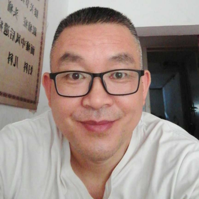 你好美女在吗的第一张照片--湖南中老年相亲网