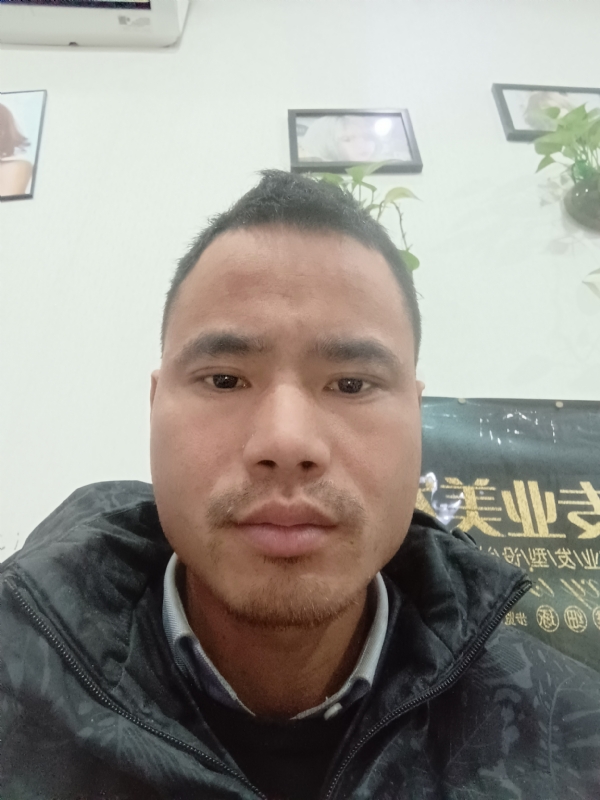 liuliyong的第一张照片--湖南中老年相亲网