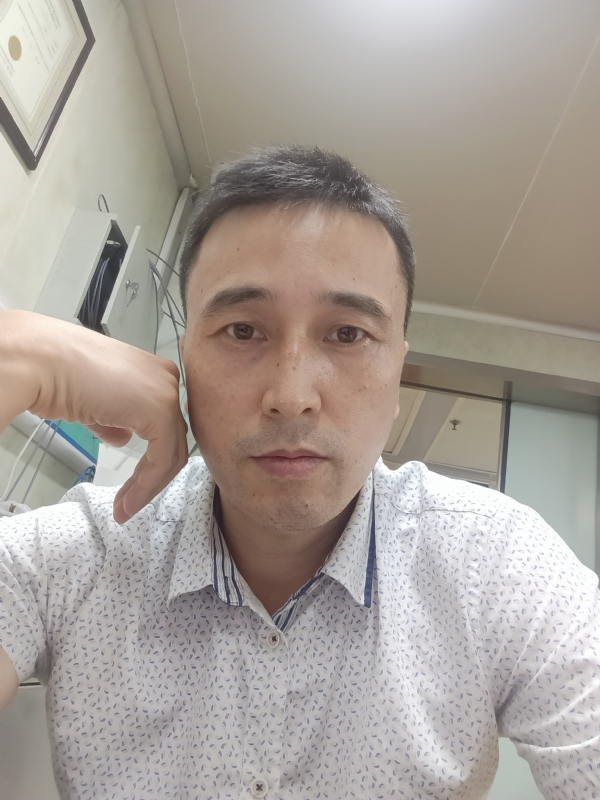 笑看一切的第三张照片--湖南中老年相亲网